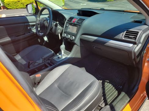 Used 2014 Subaru Crosstrek 2.0i Limited AWD/4WD image 25