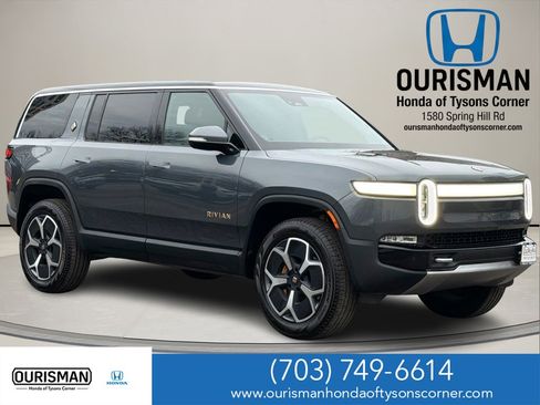 Used 2023 Rivian R1S Adventure image 1