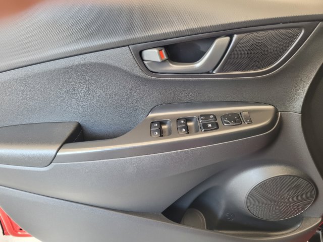 Used 2023 Hyundai Kona SEL FWD image 18
