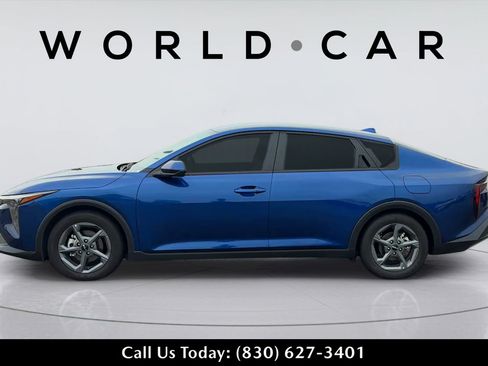 Used 2025 Kia K4 FWD image 12