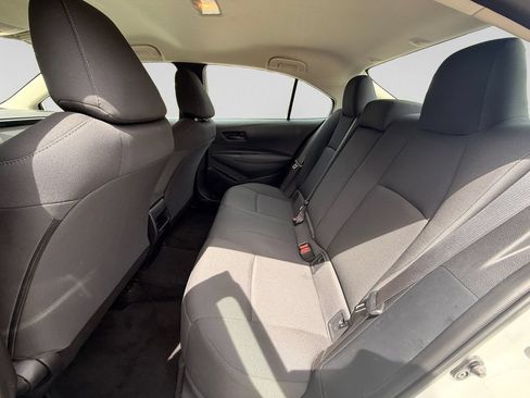 Used 2022 Toyota Corolla LE FWD image 21