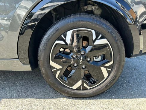 Used 2024 Kia Niro Wind FWD image 53