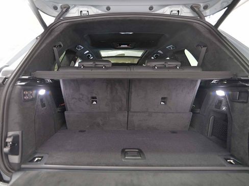 New 2026 BMW X7 M60i image 12