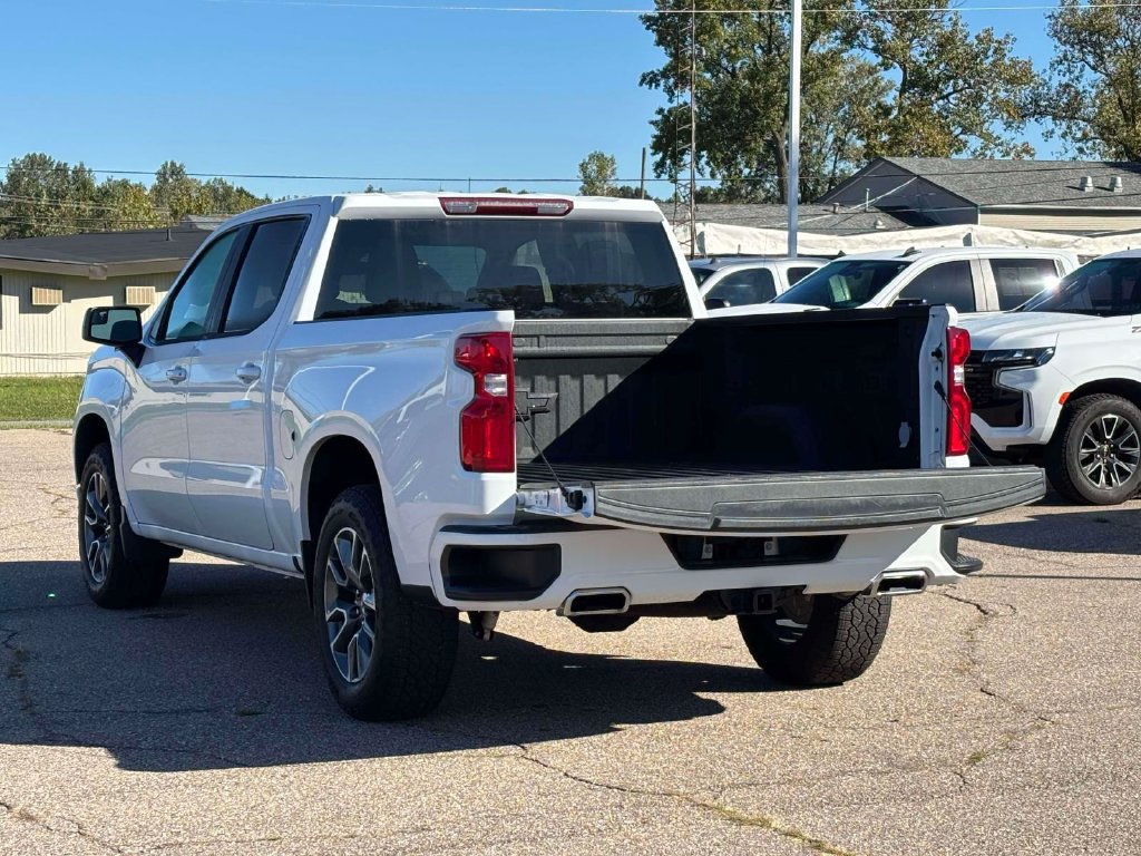 Used 2024 Chevrolet Silverado 1500 RST AWD/4WD image 31