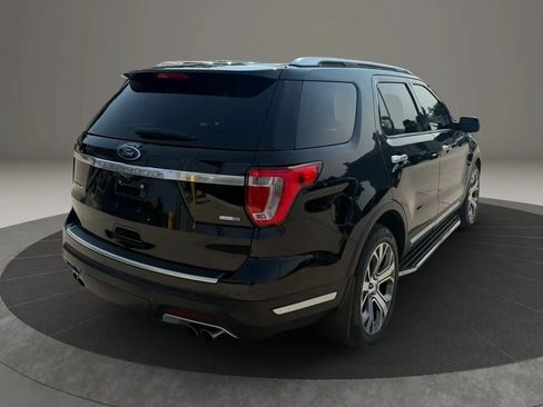 Used 2018 Ford Explorer Platinum AWD/4WD image 7
