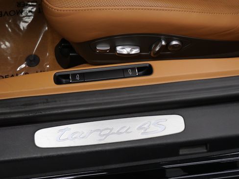 Used 2015 Porsche 911 Targa 4S AWD/4WD image 26