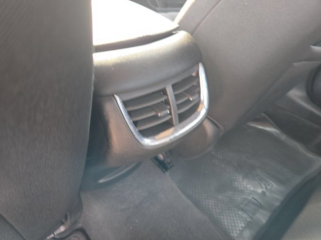 Used 2025 Chevrolet Malibu LT FWD image 20