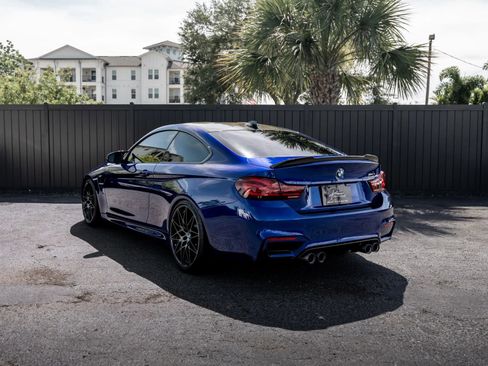 Used 2020 BMW M4 Coupe w/ Competition Package RWD image 6