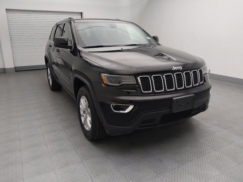 Used 2021 Jeep Grand Cherokee Laredo AWD/4WD image 14