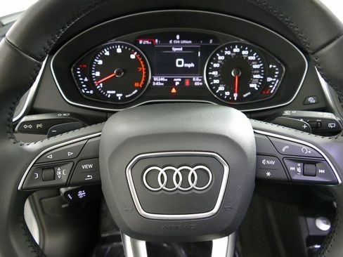 Used 2019 Audi Q5 2.0T Premium w/ Convenience Package image 17