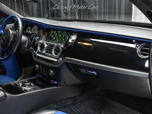 Used 2018 Rolls-Royce Wraith image 23