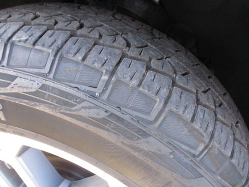 Used 2025 Ford Expedition Active image 9