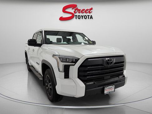 New 2025 Toyota Tundra Limited image 4