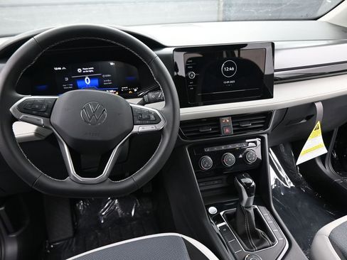 New 2026 Volkswagen Taos S image 34