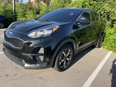 Used 2020 Kia Sportage LX FWD image 3