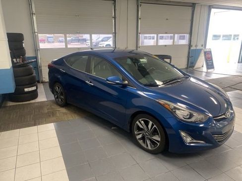 Used 2015 Hyundai Elantra Limited image 6