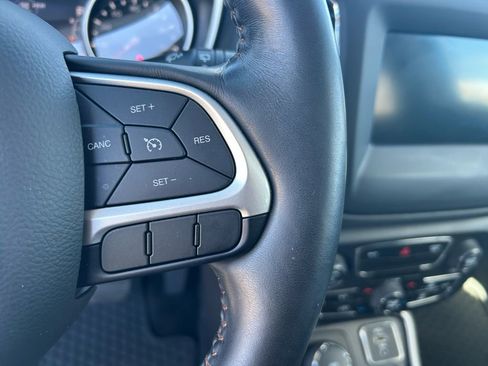 Used 2019 Jeep Compass Latitude w/ Popular Equipment Group image 25