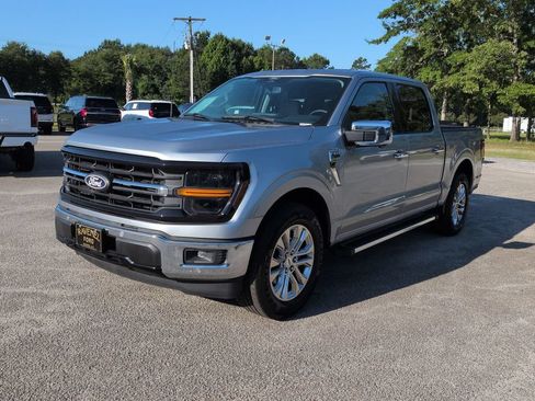 Used 2025 Ford F150 XLT w/ Equipment Group 302A MID RWD image 8