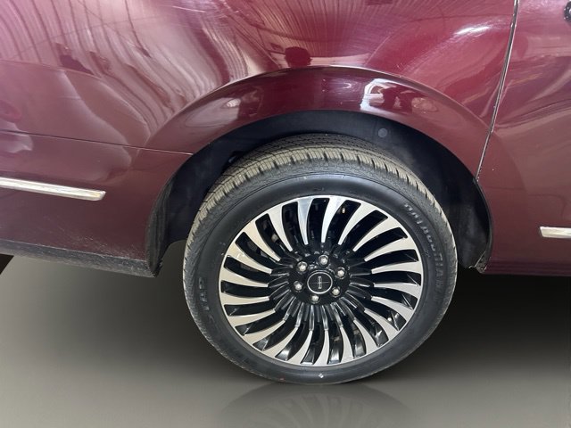 Used 2018 Lincoln Navigator L Black Label AWD/4WD image 34