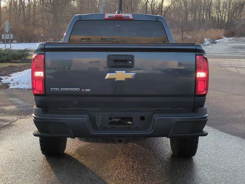Used 2020 Chevrolet Colorado W/T w/ WT Convenience Package image 7