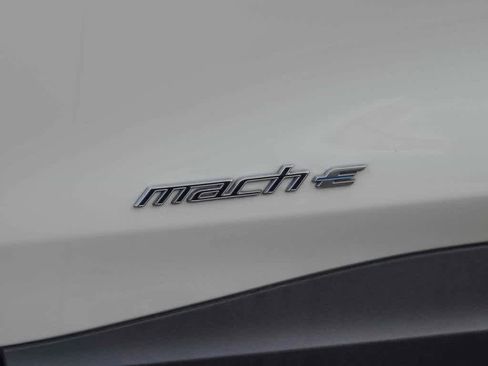 Used 2022 Ford Mustang Mach-E Select image 10