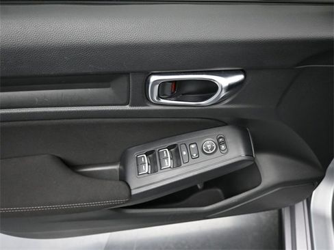 Used 2023 Honda Civic Sport image 23
