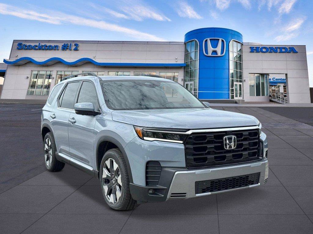 New 2026 Honda Pilot Touring image 7