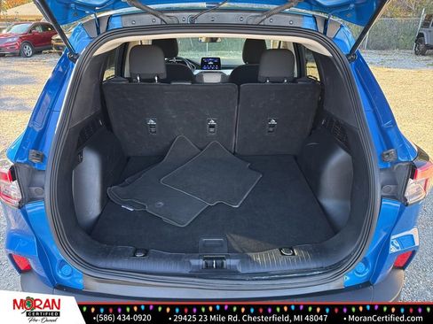 Used 2020 Ford Escape SE Sport image 23