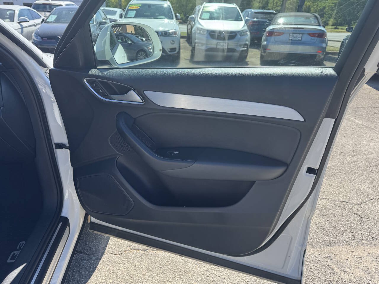Used 2018 Audi Q3 2.0T Premium FWD image 14