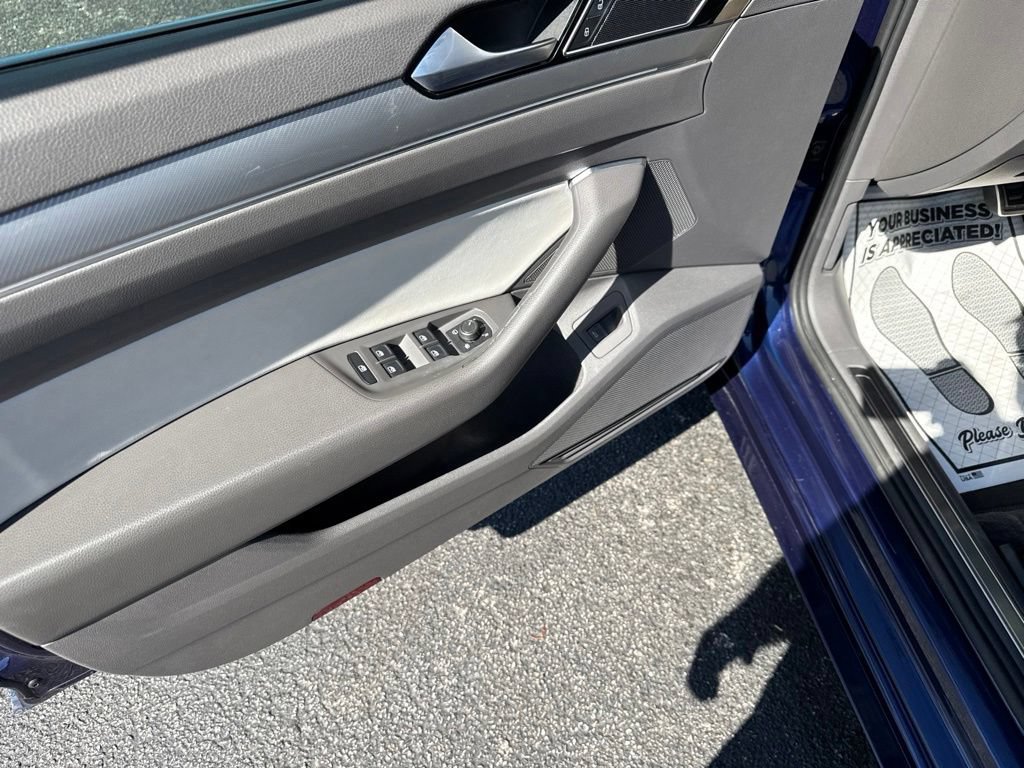 Used 2019 Volkswagen Arteon SEL Premium AWD/4WD image 16