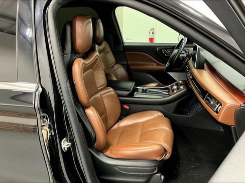 Used 2021 Lincoln Aviator Grand Touring w/ Equipment Group 302A image 10