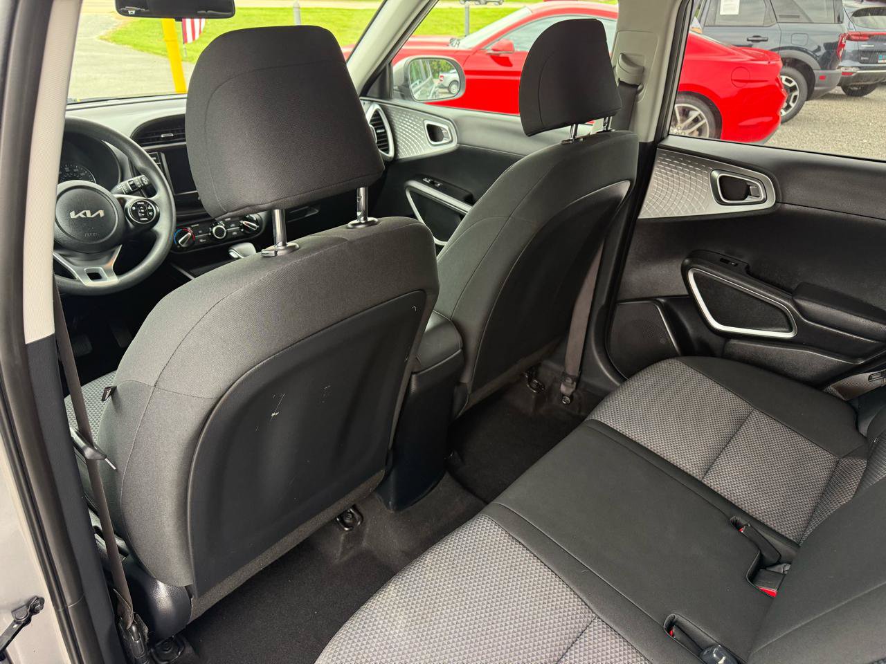 Used 2022 Kia Soul LX w/ Technology Package FWD image 13