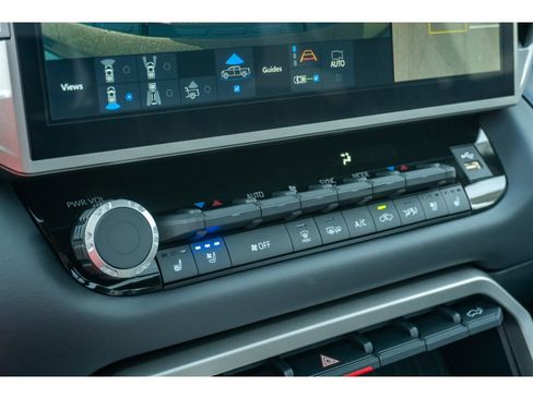 New 2026 Toyota Tundra Platinum AWD/4WD image 25