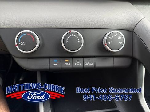 Used 2021 Hyundai Elantra SE w/ Cargo Package FWD image 18