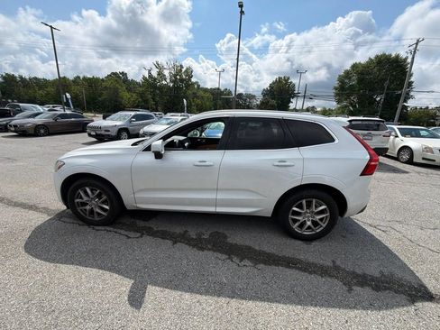 Used 2020 Volvo XC60 T5 Momentum w/ Protection Package AWD/4WD image 9
