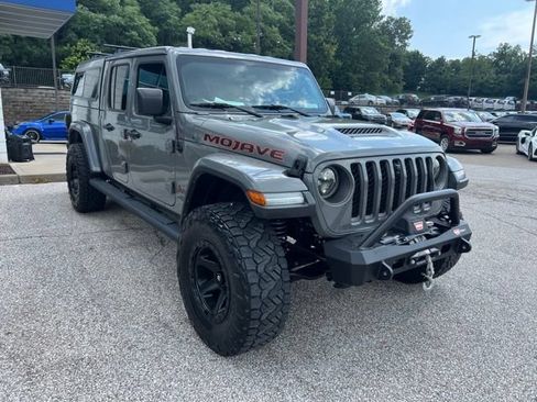 Used 2021 Jeep Gladiator Mojave AWD/4WD image 2