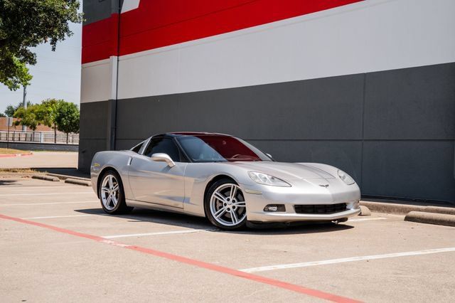 Used 2008 Chevrolet Corvette Coupe w/ Preferred Equipment Group RWD image 19