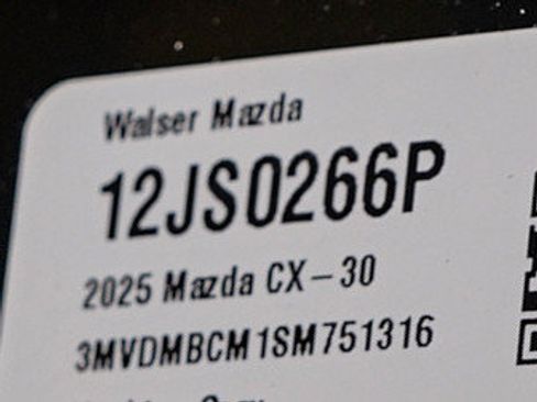 Used 2025 MAZDA CX-30 AWD 2.5 S w/ Preferred Package image 32