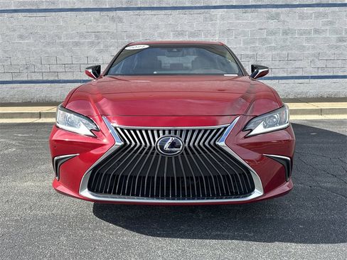 Used 2021 Lexus ES 300h w/ Premium Package image 2