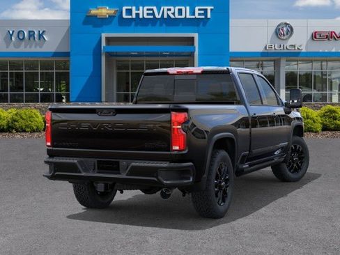 New 2026 Chevrolet Silverado 2500 High Country w/ Midnight Edition AWD/4WD image 4