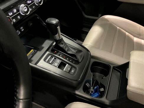 Used 2025 Honda CR-V EX-L image 18