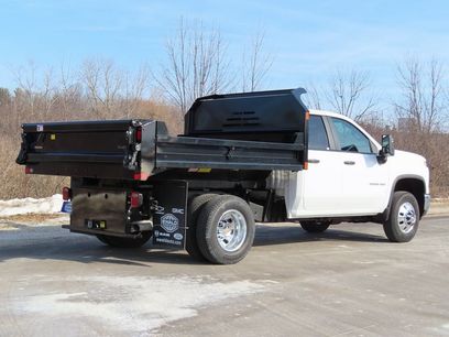 New 2025 Chevrolet Silverado 3500 W/T w/ WT Convenience Package