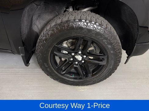 Used 2024 Chevrolet Silverado 1500 RST AWD/4WD image 13