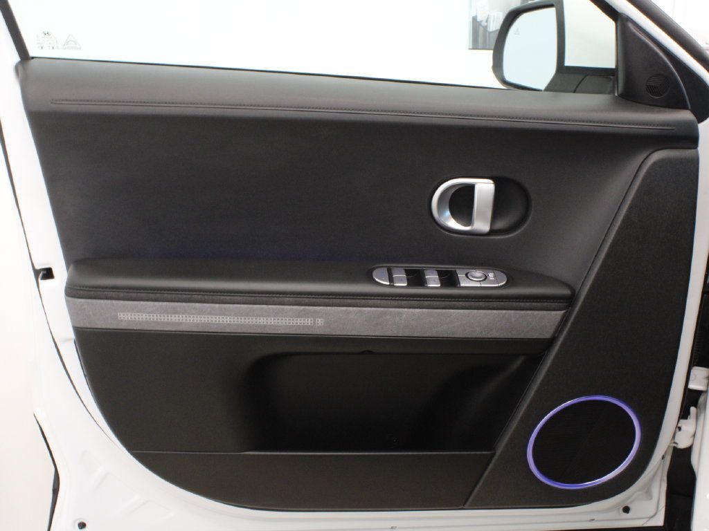 Used 2023 Hyundai Ioniq 5 SEL RWD image 14