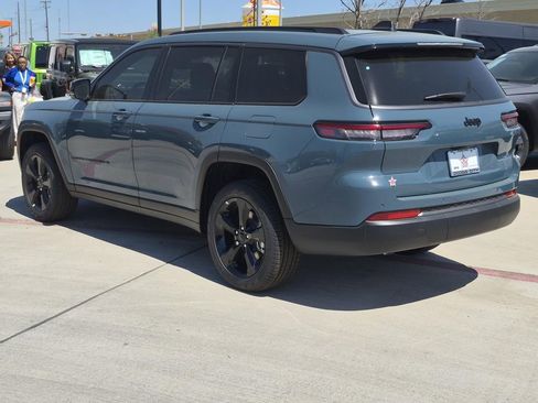 New 2026 Jeep Grand Cherokee L Limited w/ Limited Altitude Package RWD image 3