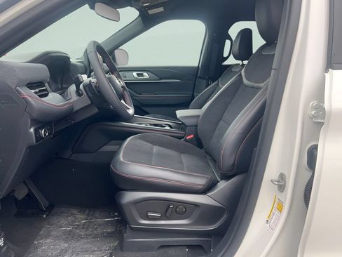 New 2026 Ford Explorer ST AWD/4WD image 9