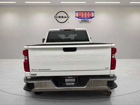 Used 2024 Chevrolet Silverado 2500 LT image 4