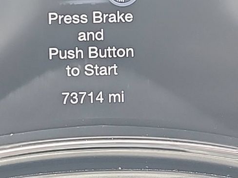 Used 2021 Jeep Grand Cherokee Laredo X AWD/4WD image 6