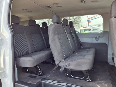 Used 2016 Ford Transit 150 XL image 5