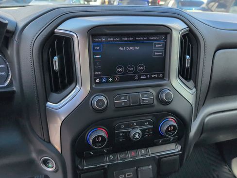 Used 2021 Chevrolet Silverado 1500 RST w/ Z71 Off-Road Package AWD/4WD image 17